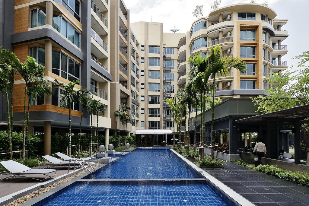 Siamese Nanglinchee Appartement Bangkok Buitenkant foto